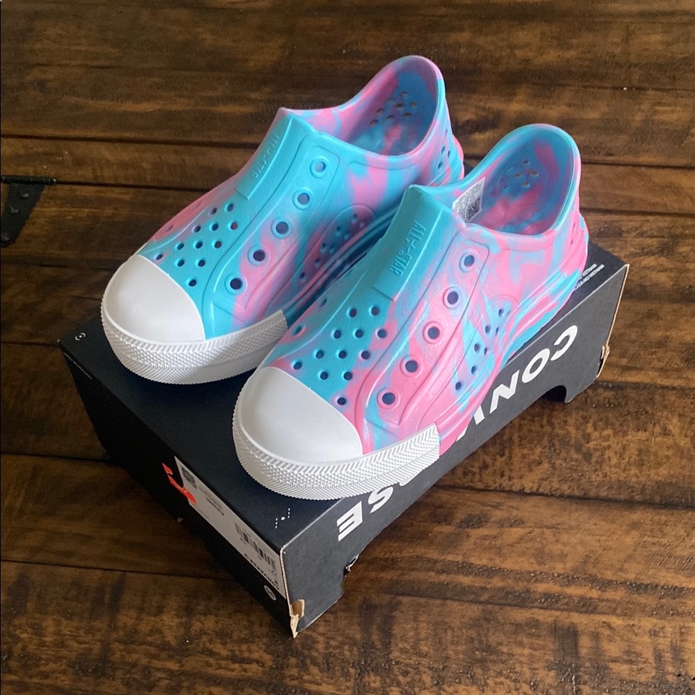 Converse CTAS Play Lite CX Slip-On “Cotton Candy” Sneakers Youth size 3